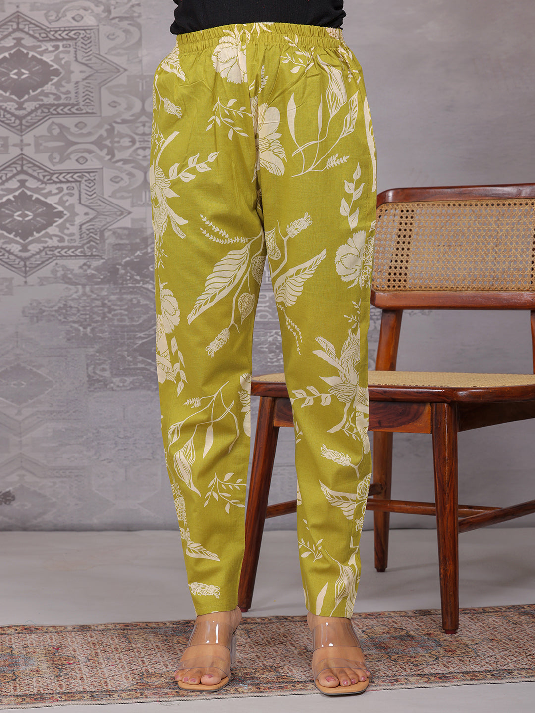 Green floral print pant , full lenght pant , elasticate waist band , Olive green pant , matching pant > Mitrika