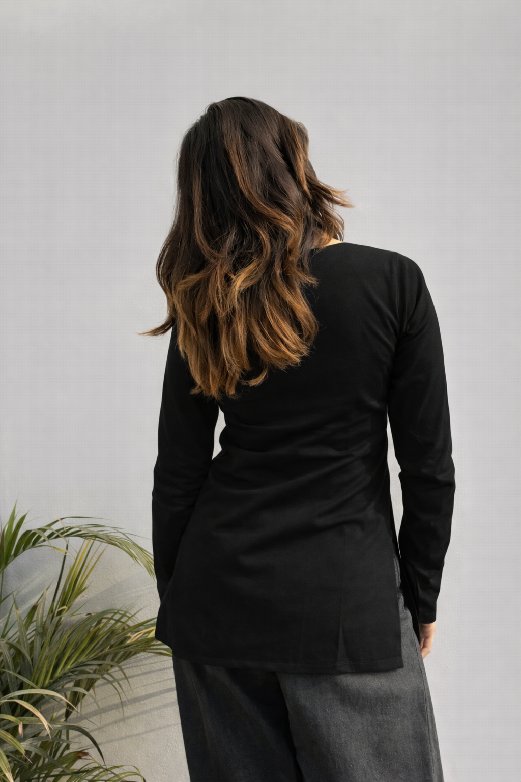 black solid kurti, full sleeve kurti, short kurta , square neck kurti, plain kurti , hip lenght kurti , trending stylish kurti >Mitrika