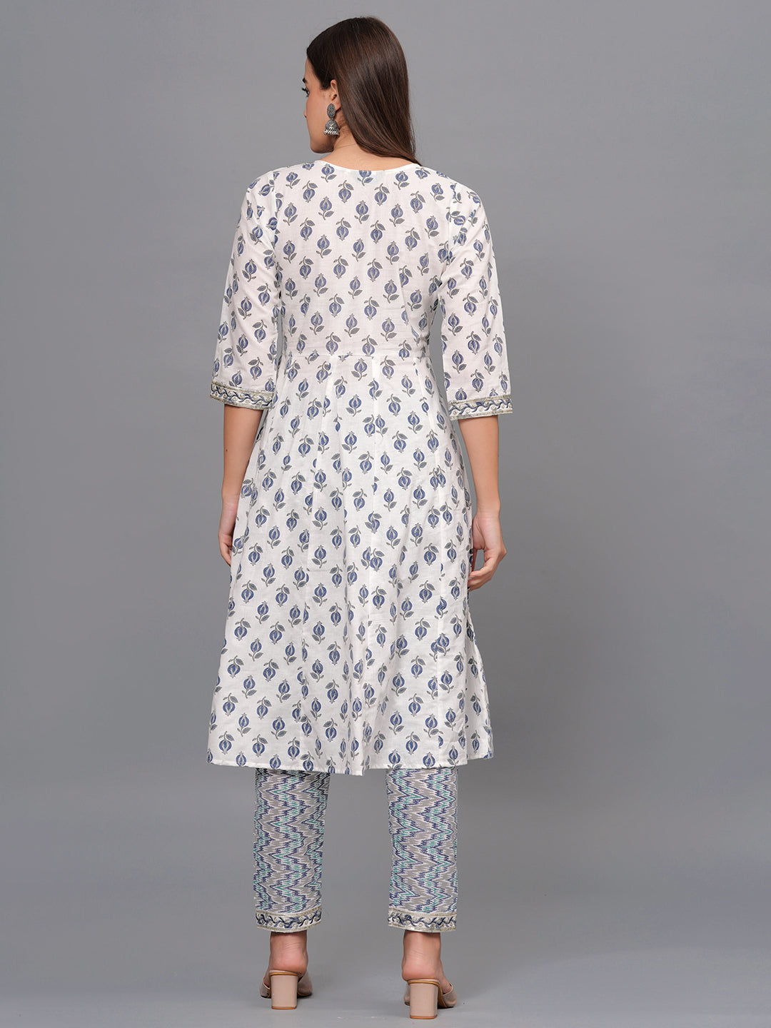 Mitrika Elegant White & Blue Printed Cotton Kurta Set