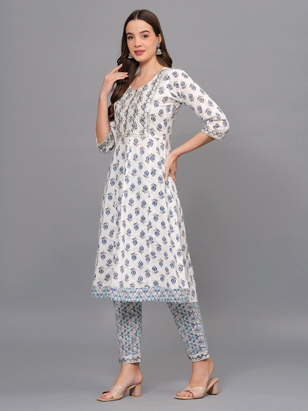 Mitrika Elegant White & Blue Printed Cotton Kurta Set