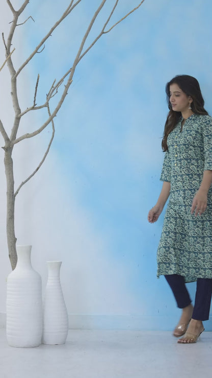 Blue Cotton Printed Straight Kurti with Mandarin Collar